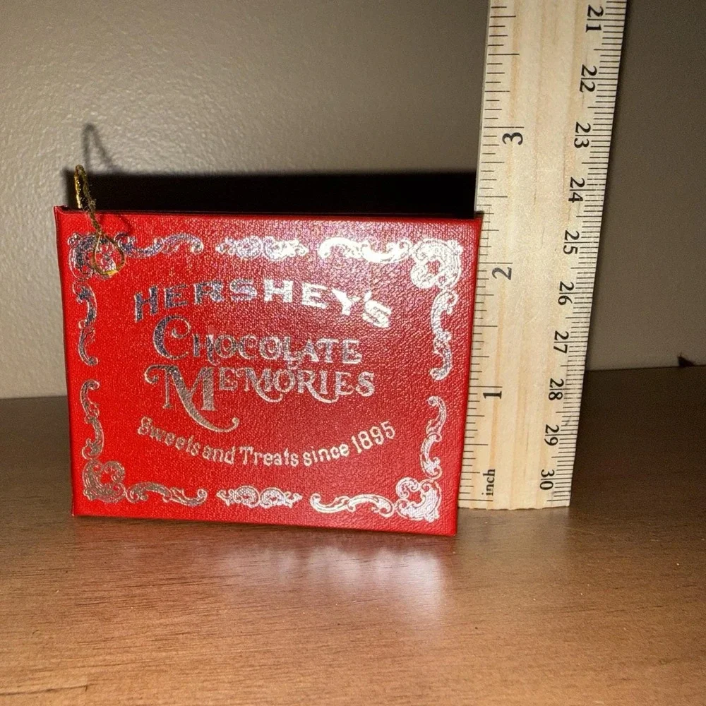 Vtg 1980 Hershey's Chocolate Memories Miniature Cook Book Ornament 1895 Recipes